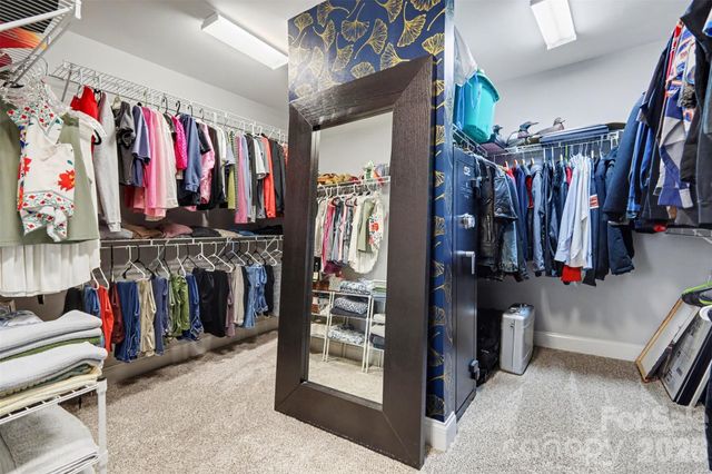 174 Country Lake Drive, Mooresville, NC 28115