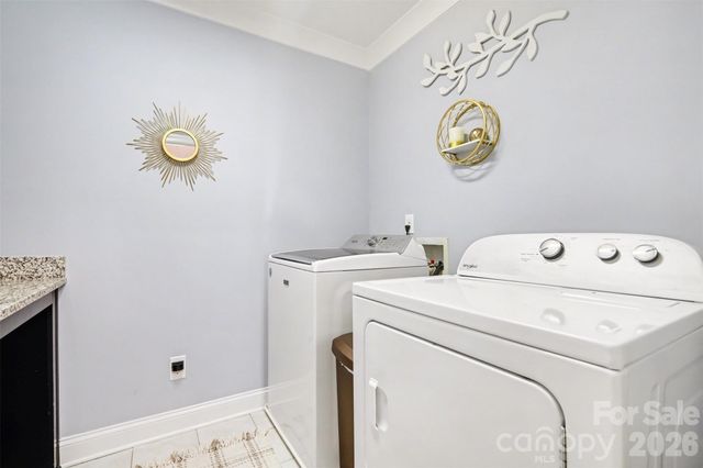 174 Country Lake Drive, Mooresville, NC 28115