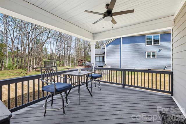 174 Country Lake Drive, Mooresville, NC 28115