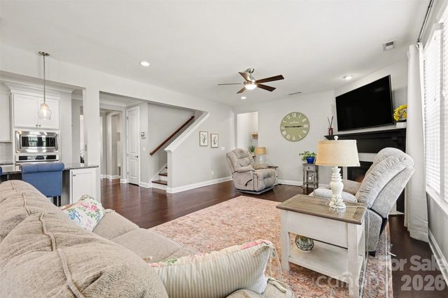 174 Country Lake Drive, Mooresville, NC 28115