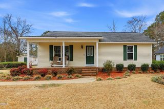 525 W Edwards Street, Princeton, NC 27569