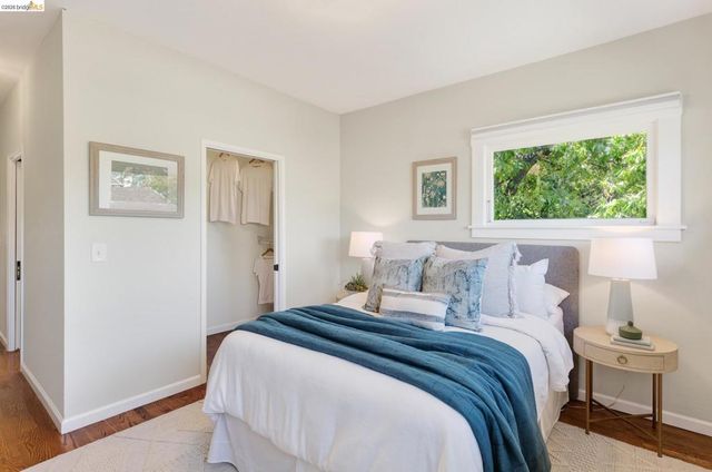 5501 Thomas Ave, Oakland, CA 94618