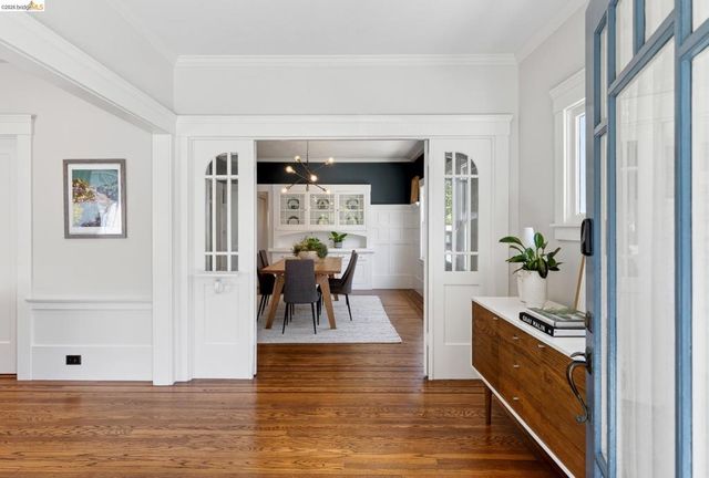 5501 Thomas Ave, Oakland, CA 94618