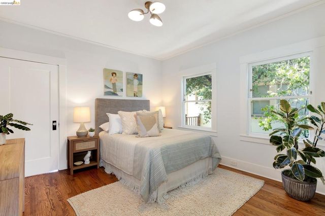 5501 Thomas Ave, Oakland, CA 94618