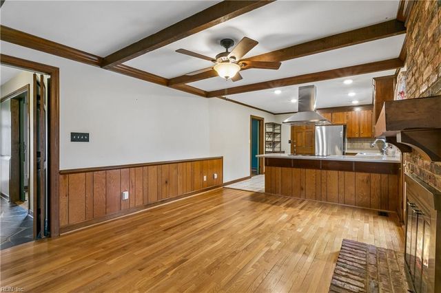 504 Meadowfield RD, Yorktown, VA 23692