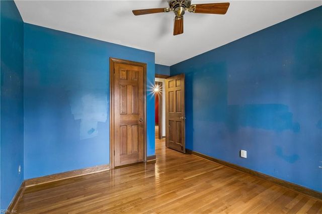 504 Meadowfield RD, Yorktown, VA 23692