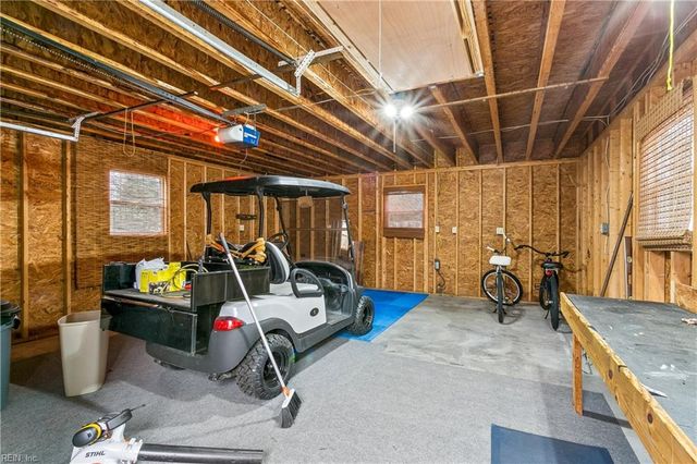 504 Meadowfield RD, Yorktown, VA 23692