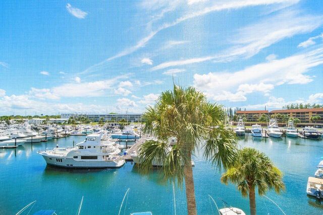 29 Yacht Club Drive 404, North Palm Beach, FL 33408