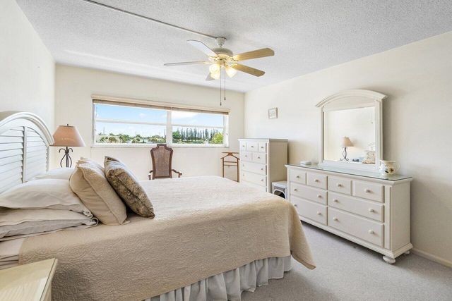 29 Yacht Club Drive 404, North Palm Beach, FL 33408