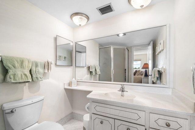 29 Yacht Club Drive 404, North Palm Beach, FL 33408