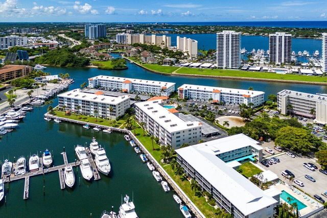 29 Yacht Club Drive 404, North Palm Beach, FL 33408