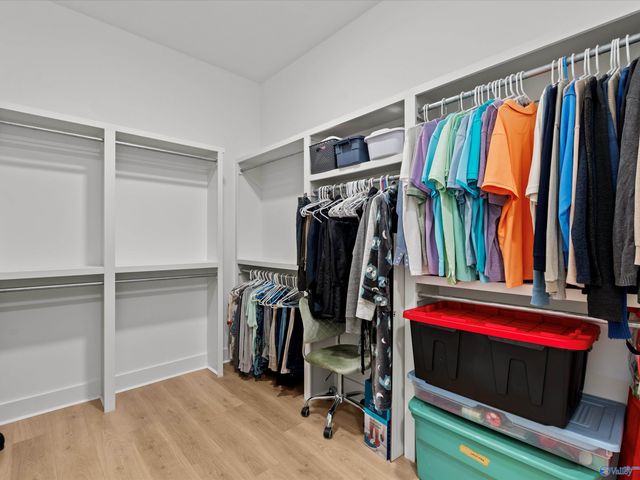 7813 Lake Walk Way, Owens Cross Roads, AL 35763