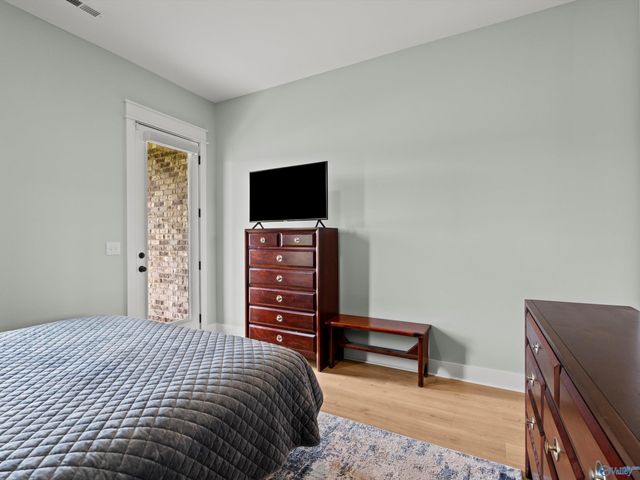7813 Lake Walk Way, Owens Cross Roads, AL 35763