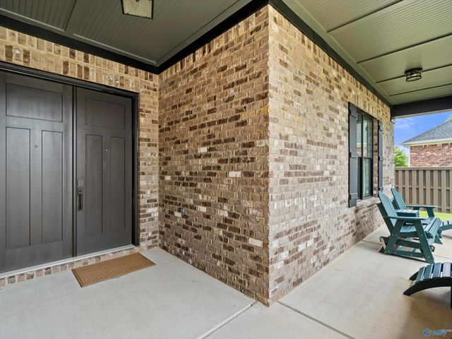 7813 Lake Walk Way, Owens Cross Roads, AL 35763
