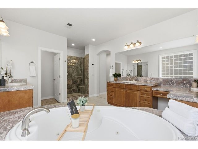 10250 Longview Dr, Lone Tree, CO 80124
