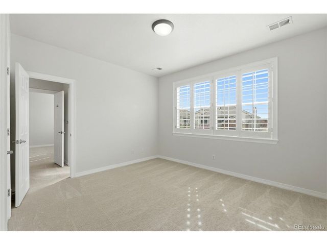 10250 Longview Dr, Lone Tree, CO 80124