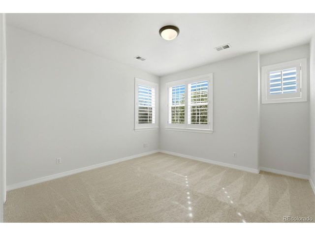 10250 Longview Dr, Lone Tree, CO 80124