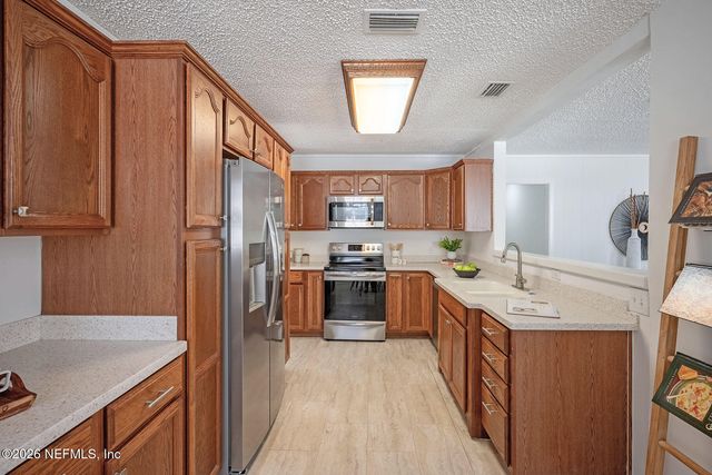 10623 BISCAYNE Boulevard, Jacksonville, FL 32218