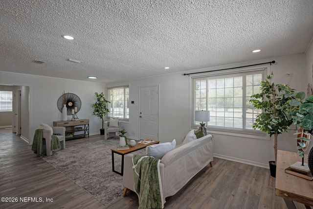 10623 BISCAYNE Boulevard, Jacksonville, FL 32218