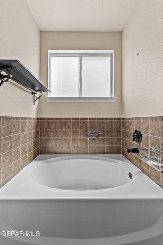 13221 Wellington Drive, El Paso, TX 79928