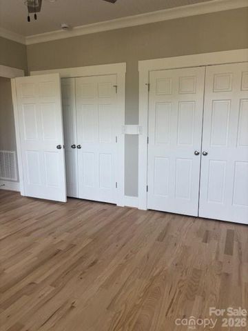 201 E First Street, Lowell, NC 28098