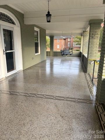 201 E First Street, Lowell, NC 28098