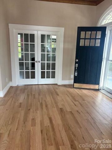 201 E First Street, Lowell, NC 28098