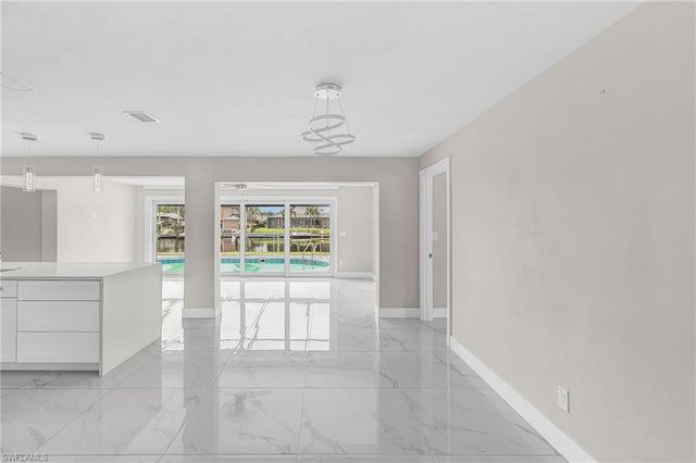 1936 Palaco Grande PKWY, Cape Coral, FL 33904