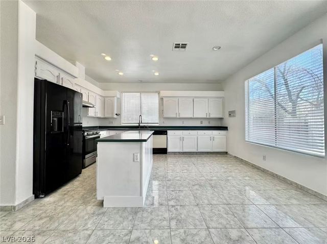3829 CLIMBING ROSE Street, Las Vegas, NV 89147