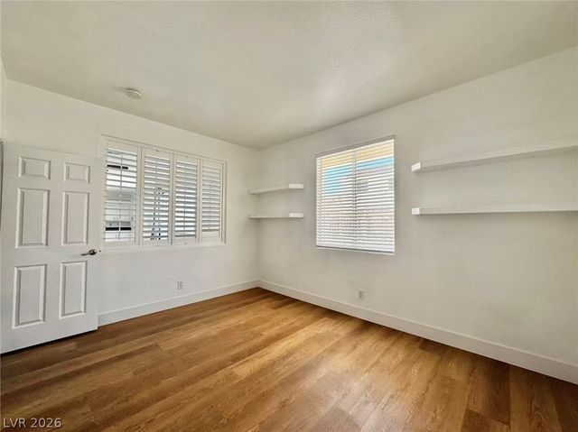 3829 CLIMBING ROSE Street, Las Vegas, NV 89147