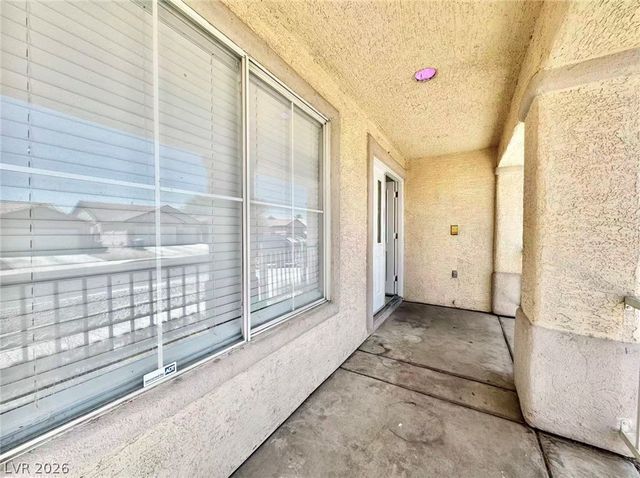 3829 CLIMBING ROSE Street, Las Vegas, NV 89147