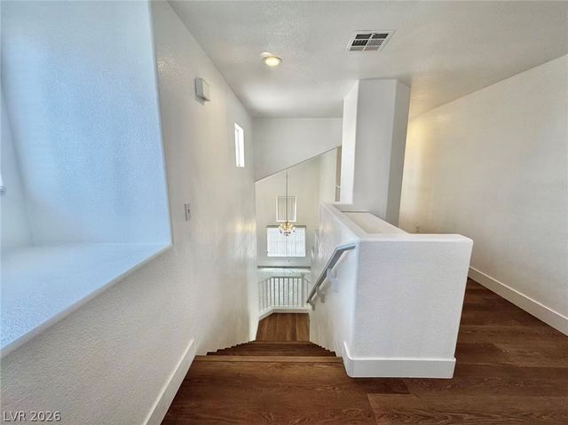3829 CLIMBING ROSE Street, Las Vegas, NV 89147