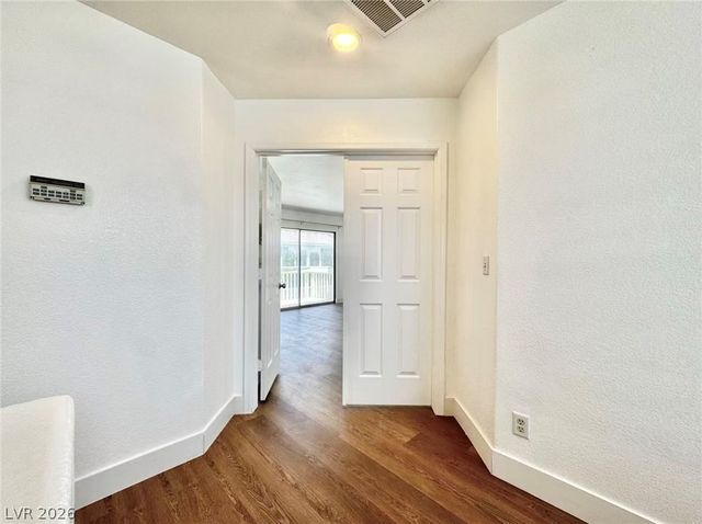 3829 CLIMBING ROSE Street, Las Vegas, NV 89147