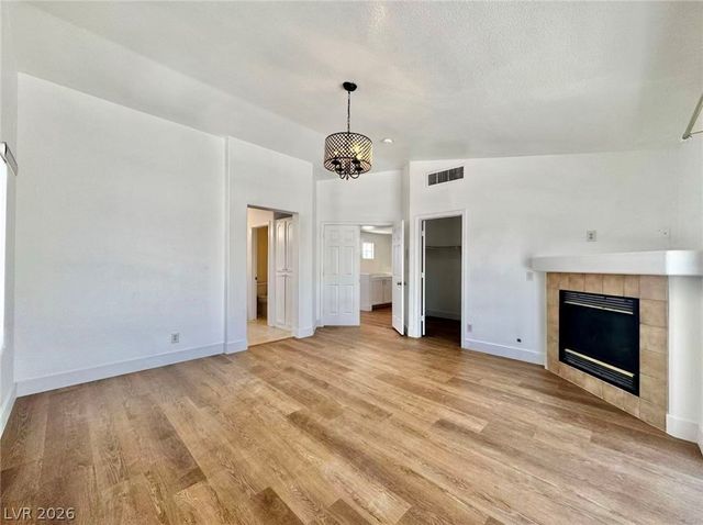 3829 CLIMBING ROSE Street, Las Vegas, NV 89147