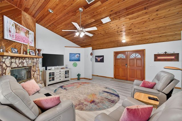 1312 GROVE AVENUE, Tarpon Springs, FL 34689