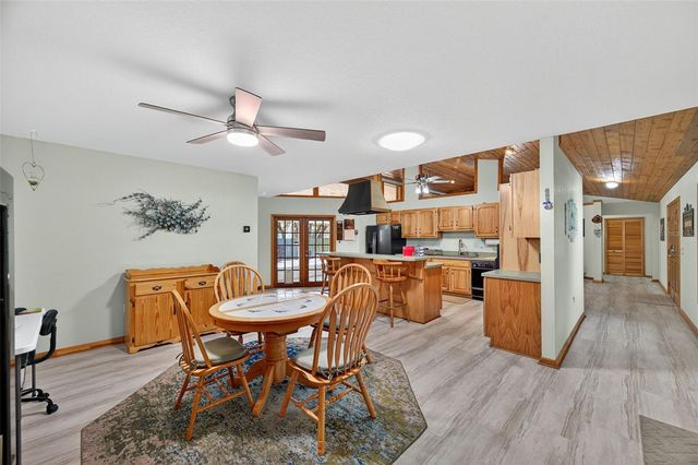 1312 GROVE AVENUE, Tarpon Springs, FL 34689