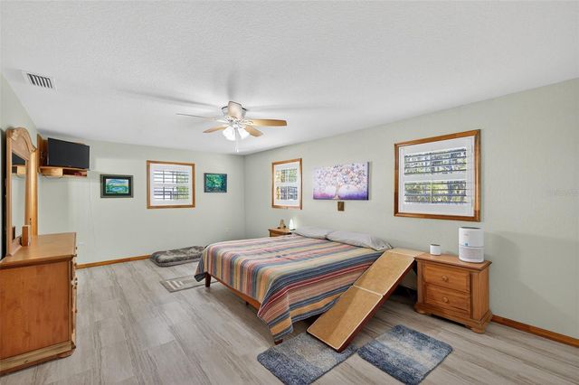1312 GROVE AVENUE, Tarpon Springs, FL 34689