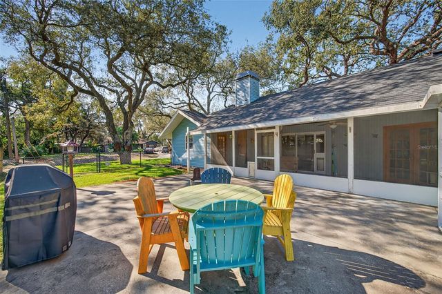 1312 GROVE AVENUE, Tarpon Springs, FL 34689