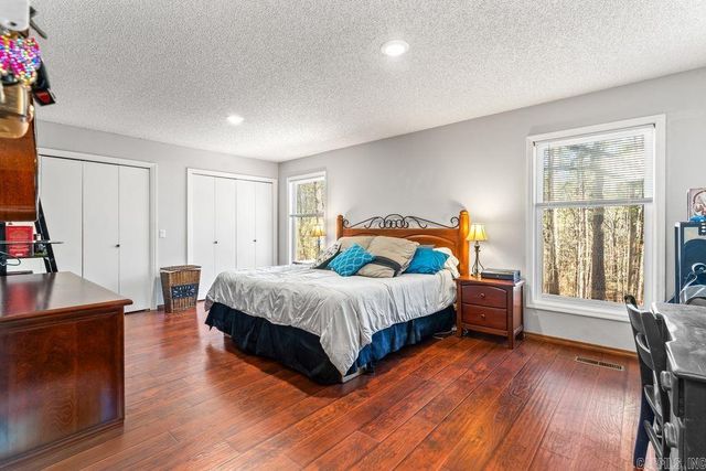 25 Alba Place, Hot Springs Village, AR 71909