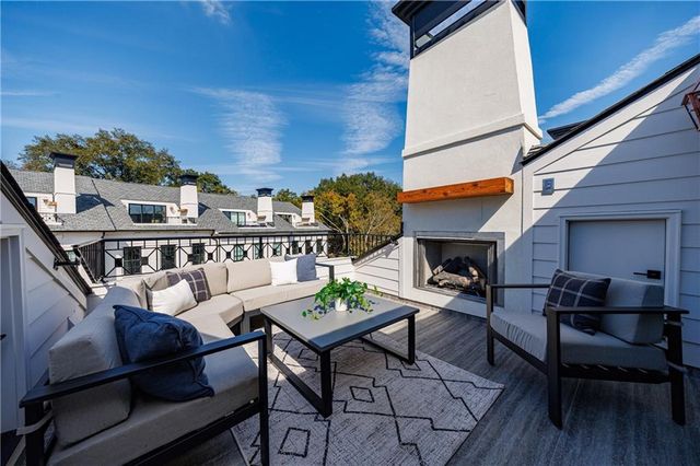 400 Mayfair Court, Alpharetta, GA 30009