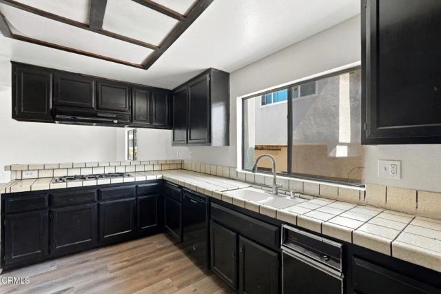 2718 Vanderbilt Lane B, Redondo Beach, CA 90278