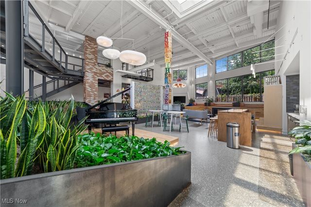 2048 Fulton Road 107, Cleveland, OH 44113