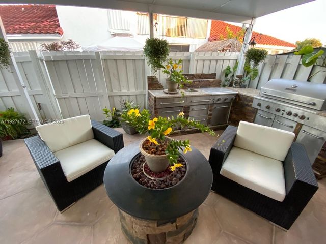 1913 San Remo Cir, Homestead, FL 33035