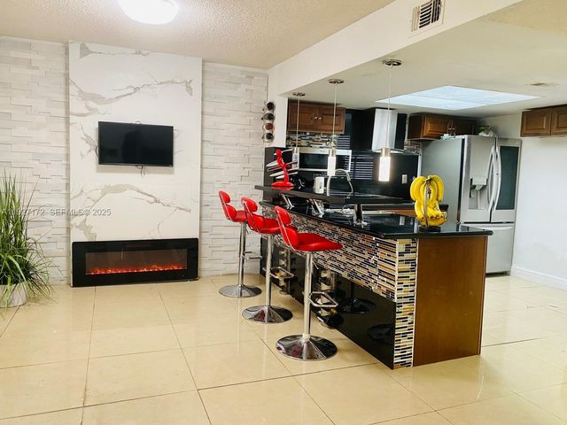 1913 San Remo Cir, Homestead, FL 33035