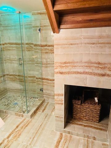 1913 San Remo Cir, Homestead, FL 33035