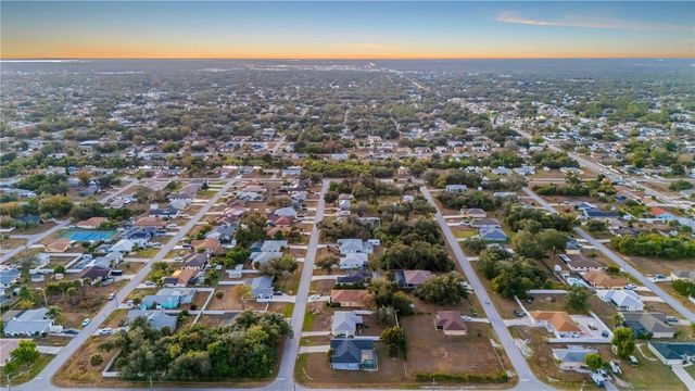 21522 BEAVERTON AVENUE, Port Charlotte, FL 33952