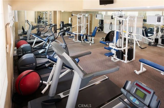 355 N Maple Street 203, Burbank, CA 91505