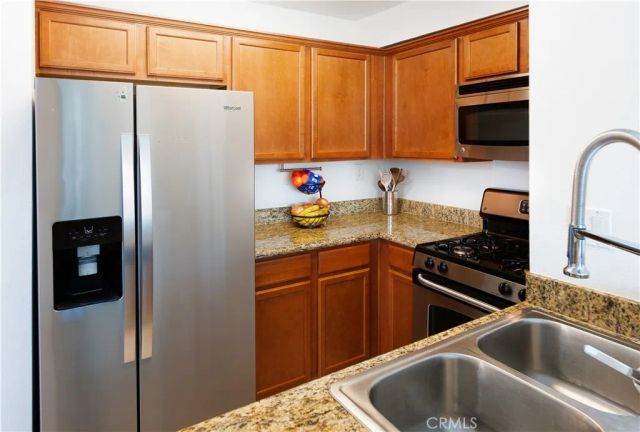 355 N Maple Street 203, Burbank, CA 91505