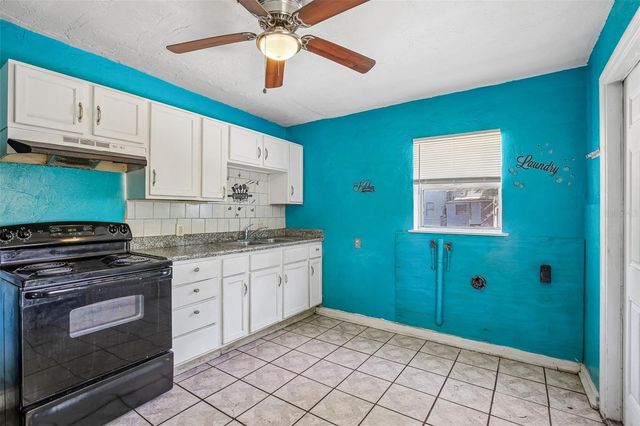 3201 FREEMONT TERRACE S, St Petersburg, FL 33712