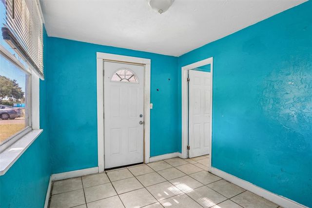 3201 FREEMONT TERRACE S, St Petersburg, FL 33712